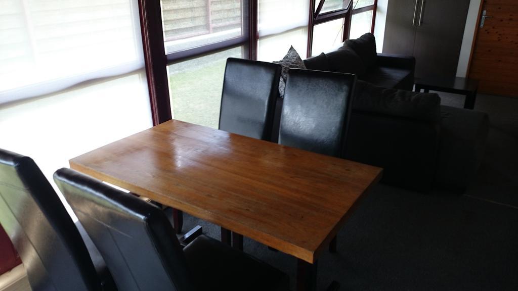 Hullam Apartman Balatonlelle Ruang foto